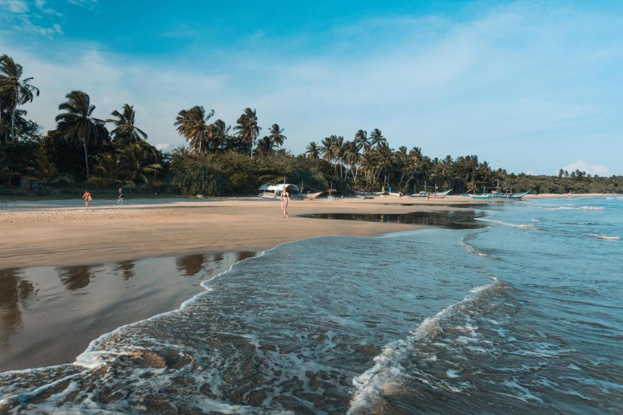 Mawella Beach Resort Tangalle Exterior photo